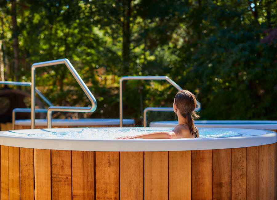 women in hot tub