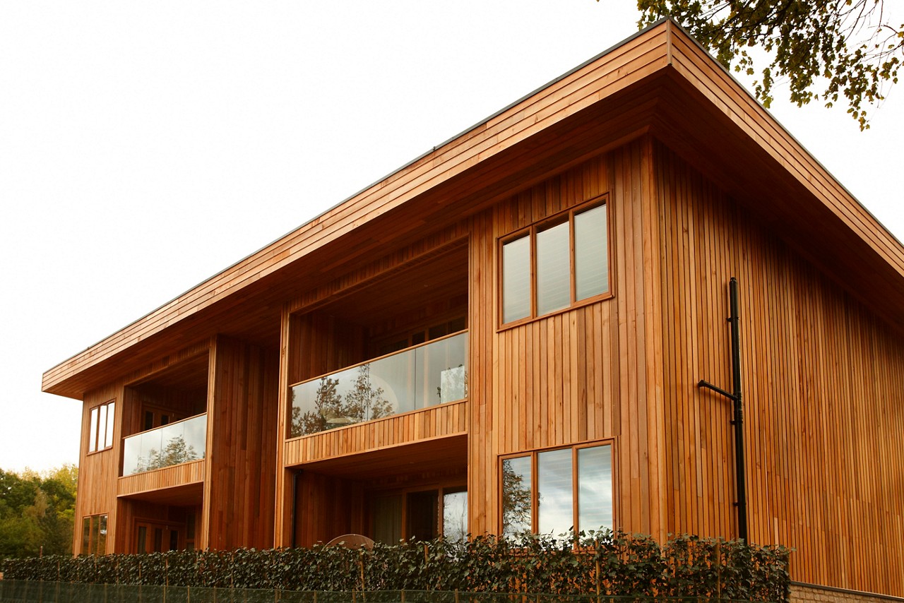 Exterior of the Spa Suites building.