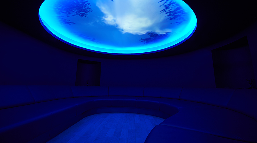 dark experience room with day to night effect on ceiling 