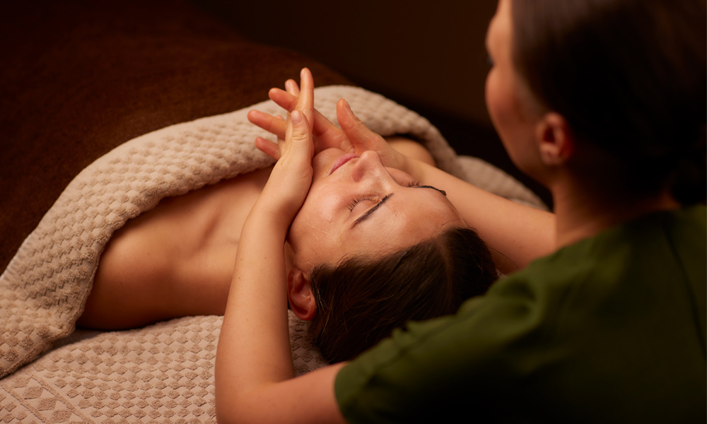 women having natural glow facial